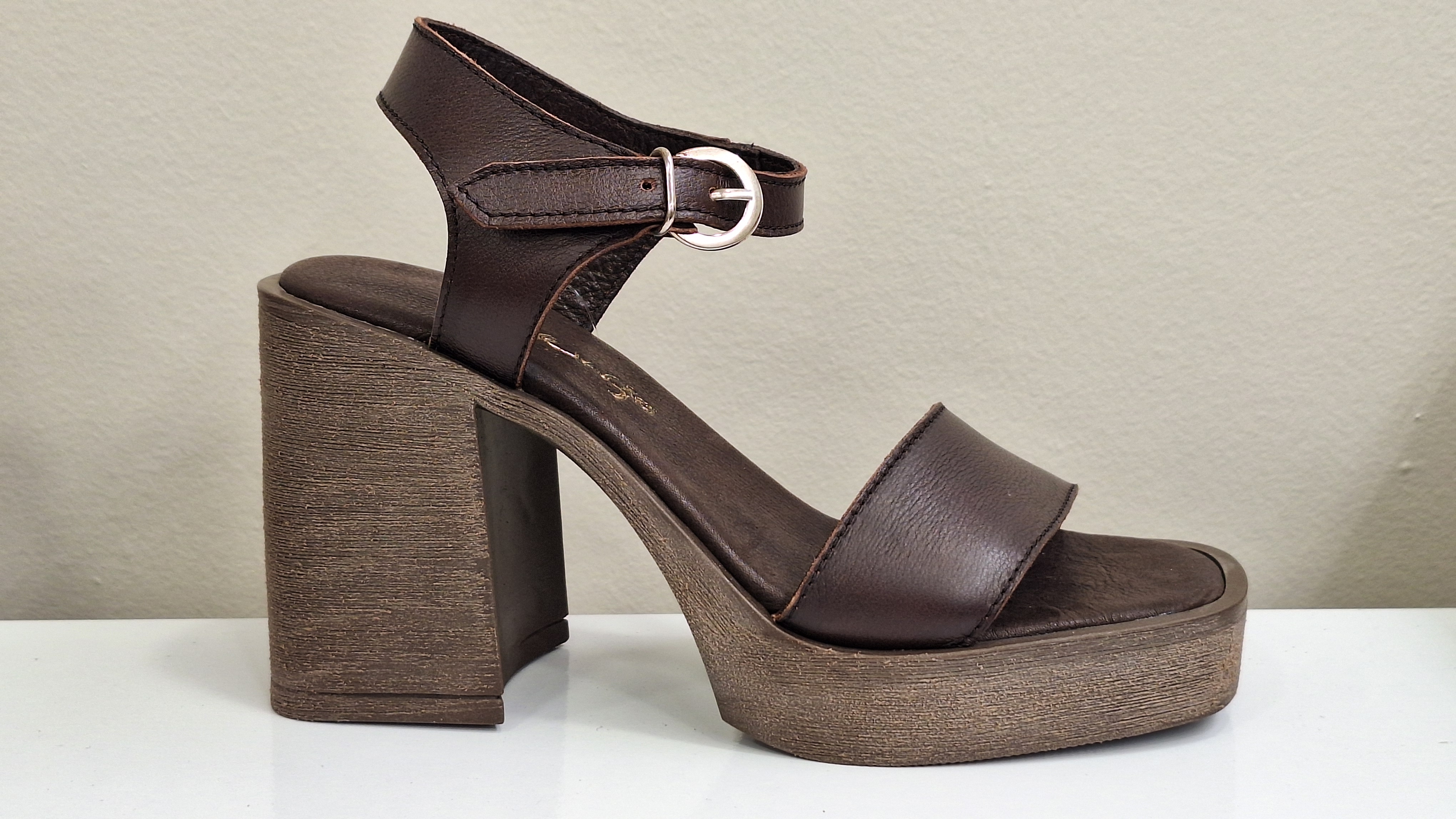 Lucerna 651 neymar choco